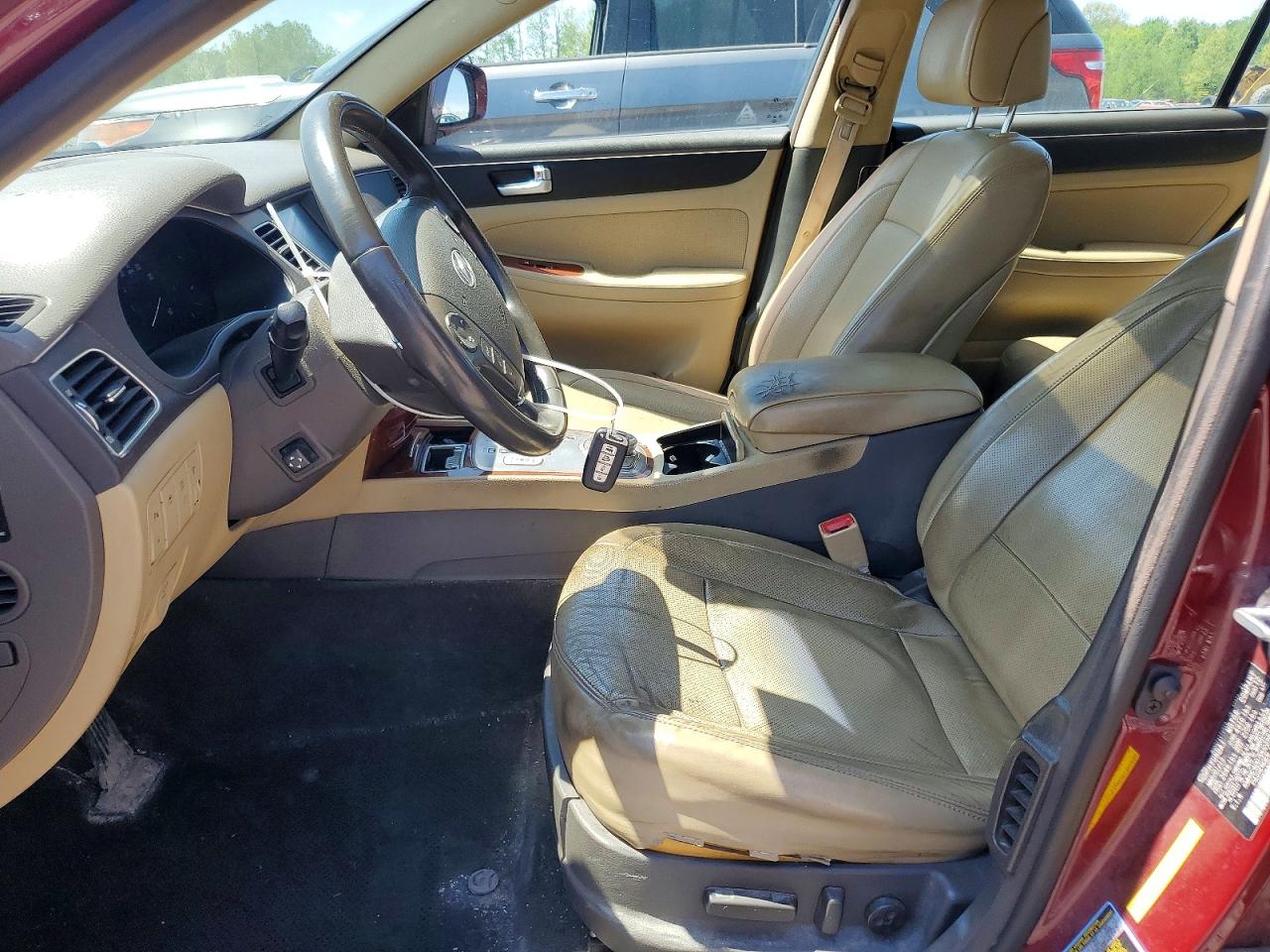 2013 HYUNDAI GENESIS