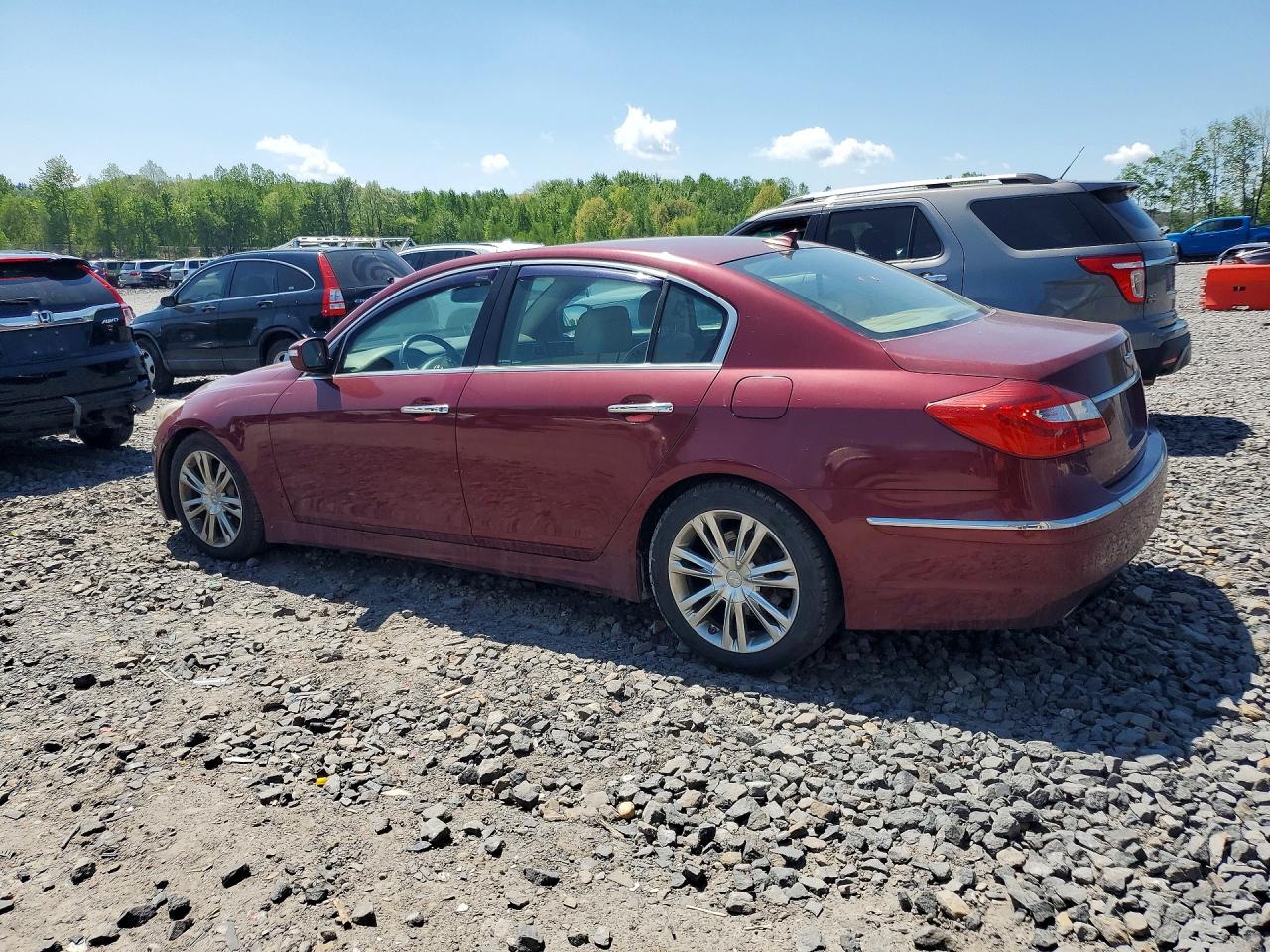 2013 HYUNDAI GENESIS