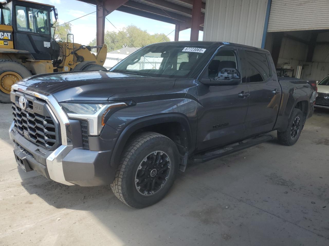 2023 TOYOTA TUNDRA