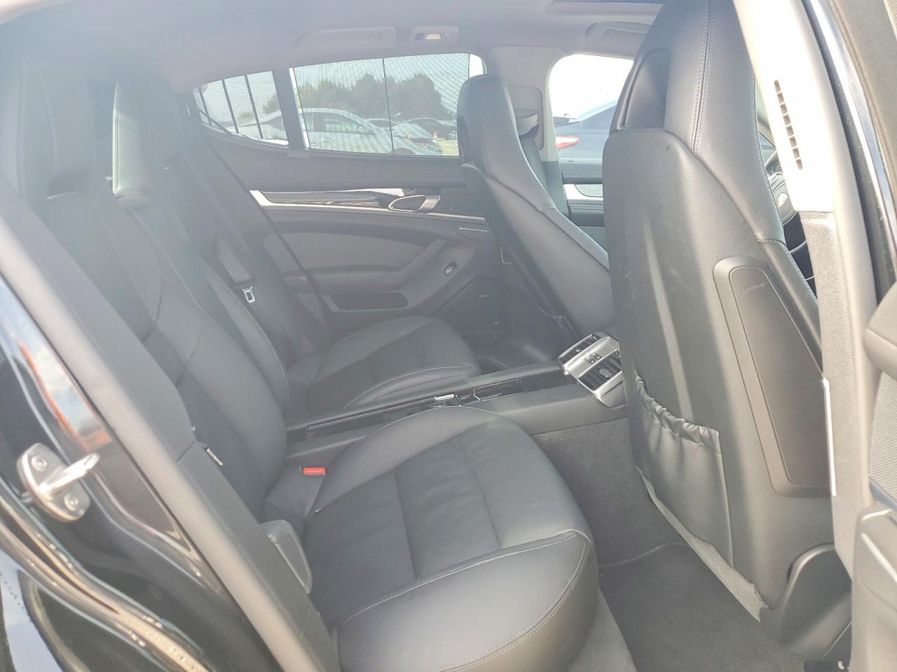 2011 PORSCHE PANAMERA