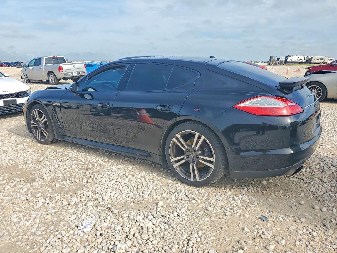 2011 PORSCHE PANAMERA
