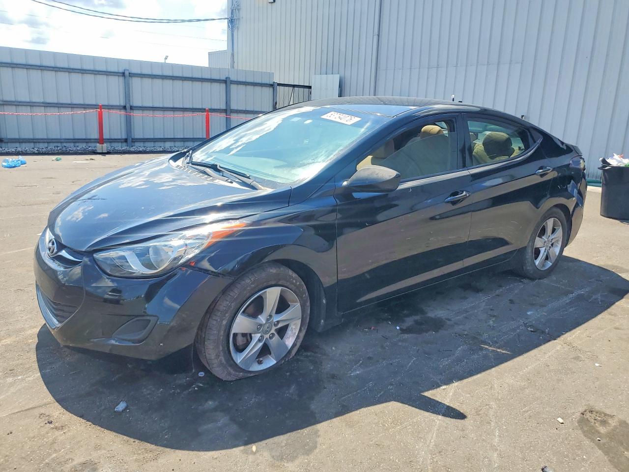 2013 HYUNDAI ELANTRA