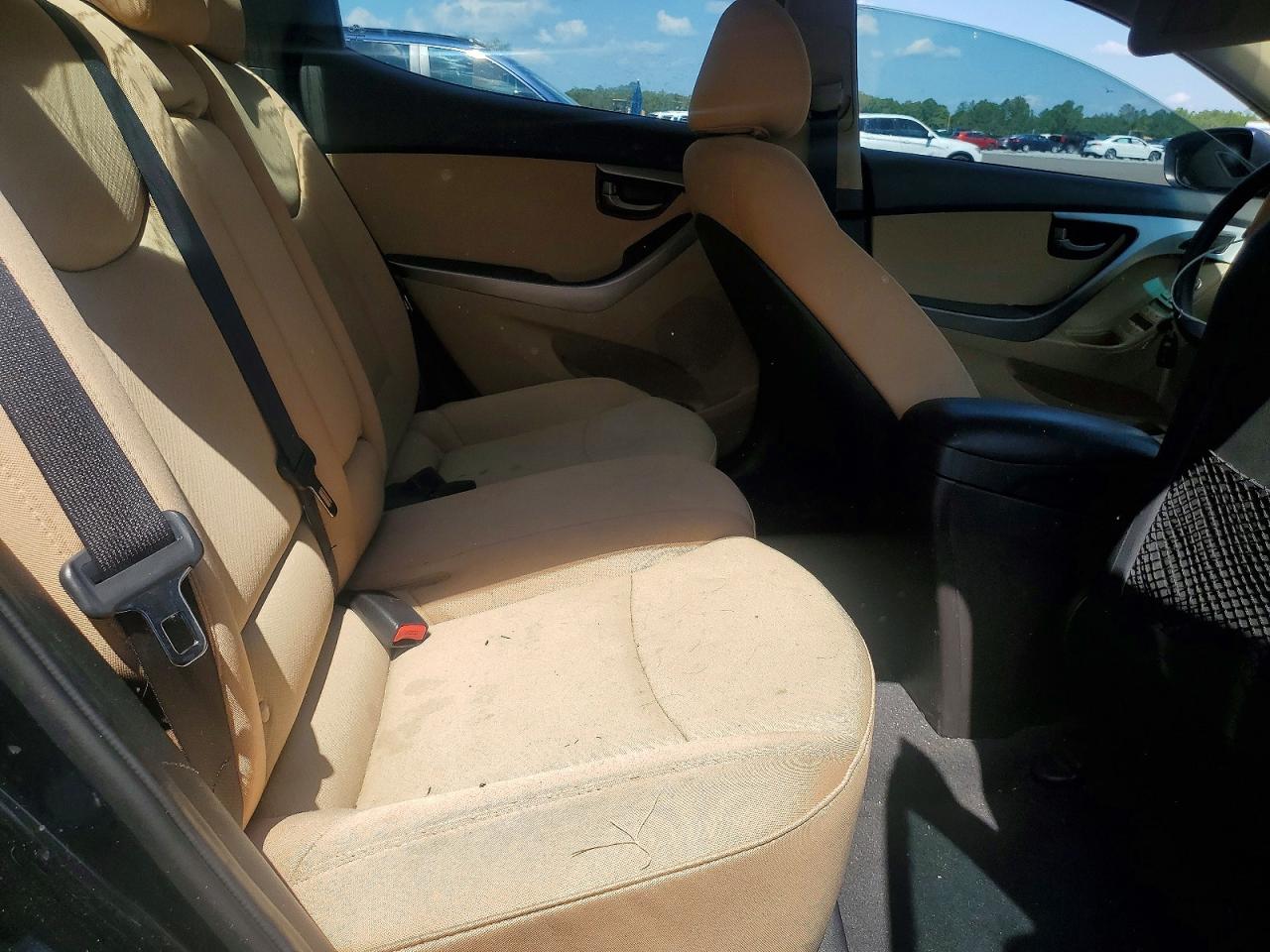 2013 HYUNDAI ELANTRA