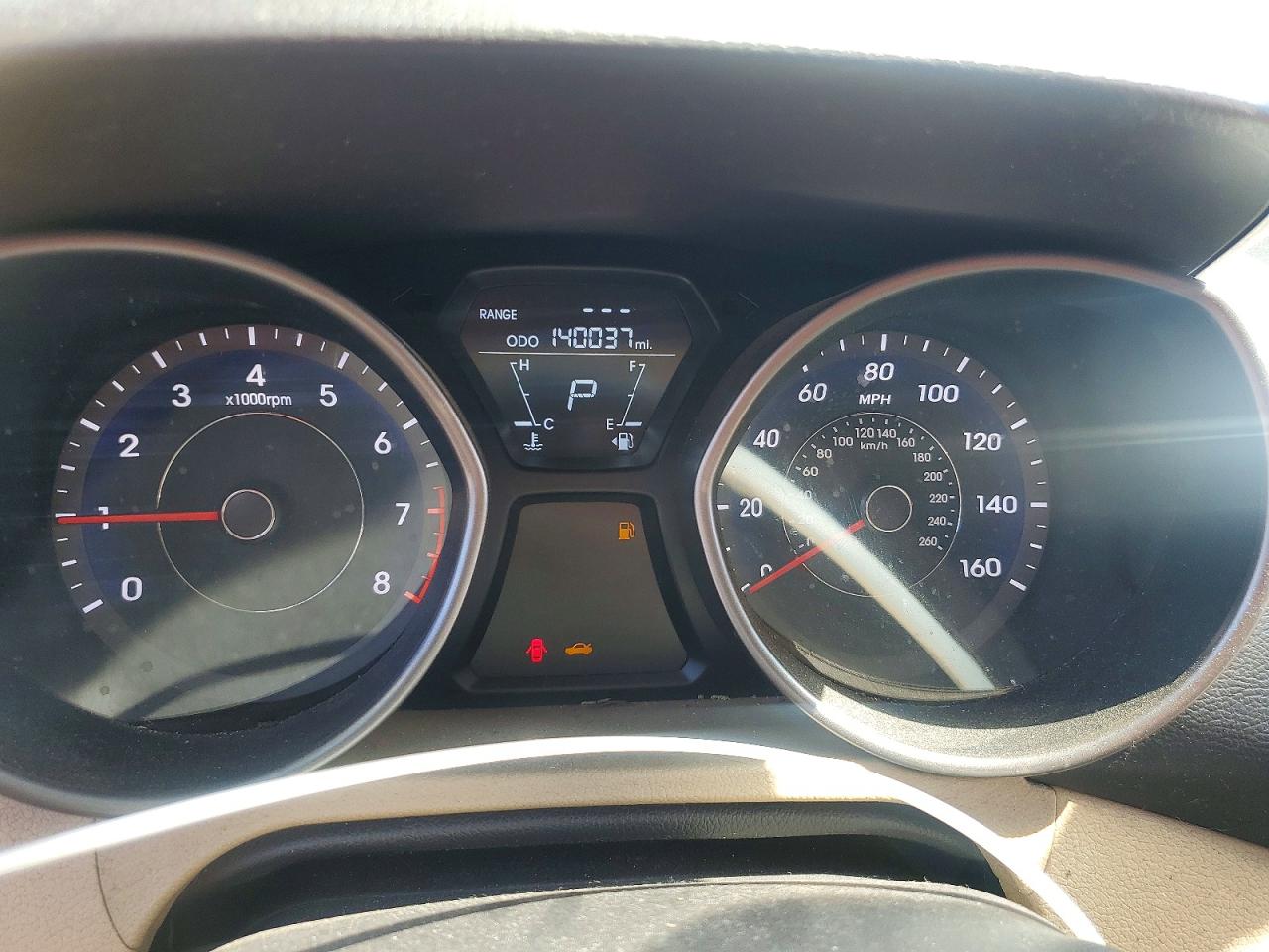 2013 HYUNDAI ELANTRA