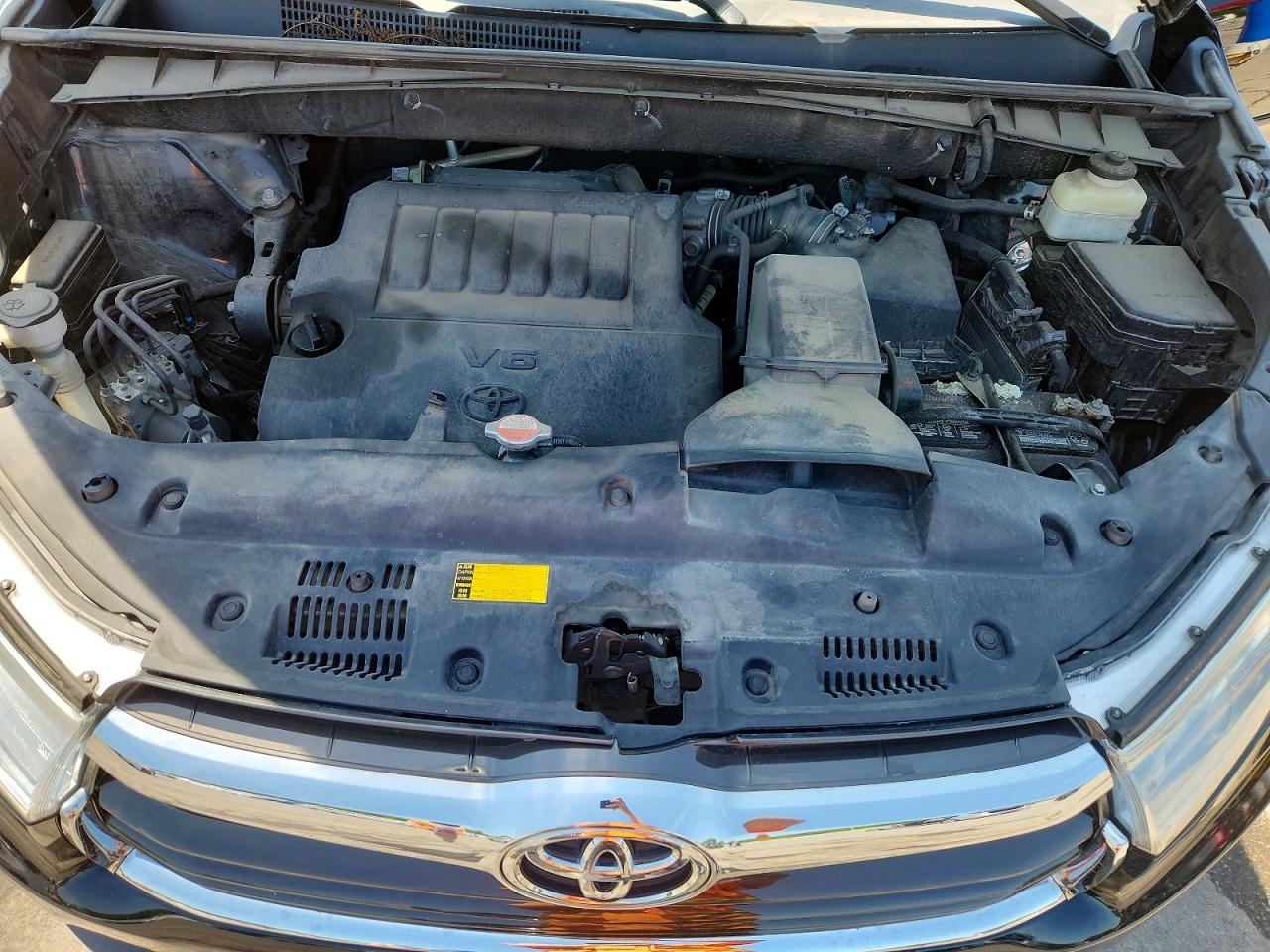 2016 TOYOTA HIGHLANDER