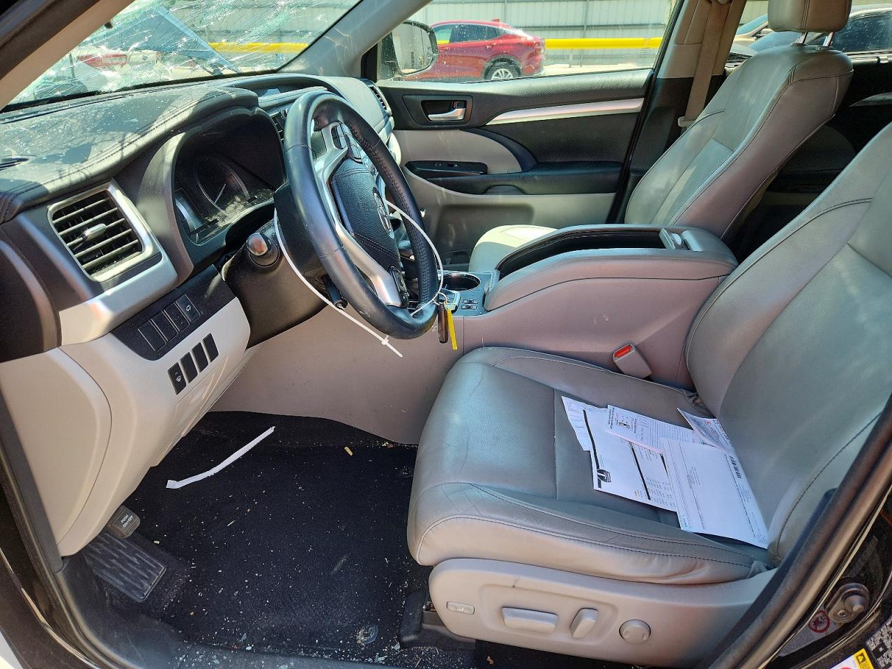 2016 TOYOTA HIGHLANDER