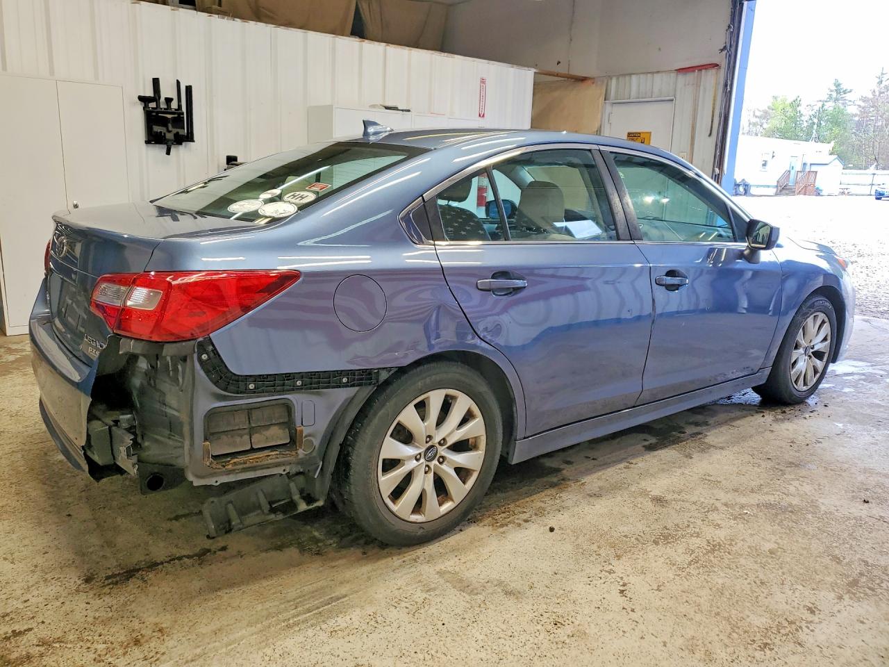 2017 SUBARU LEGACY