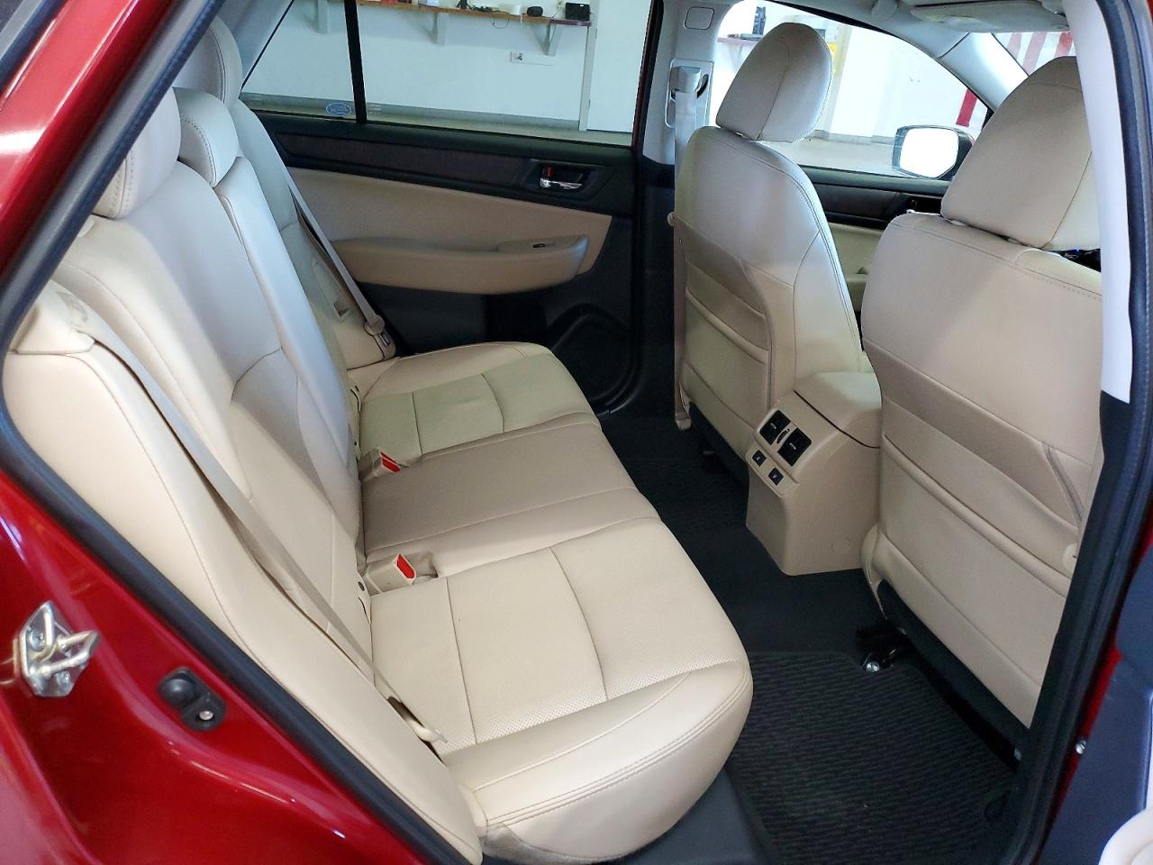 2016 SUBARU OUTBACK