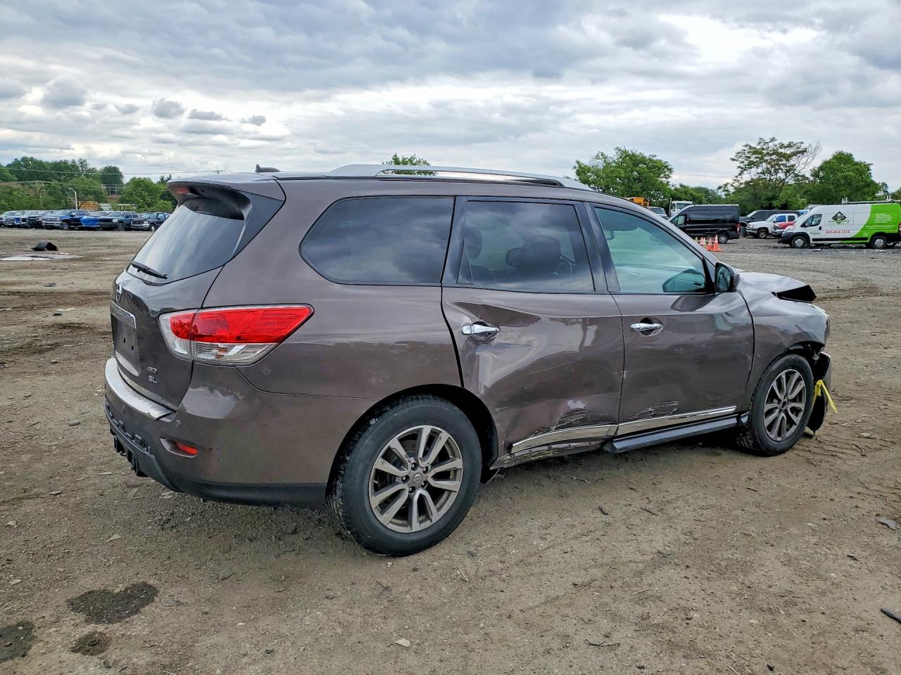 2015 NISSAN PATHFINDER