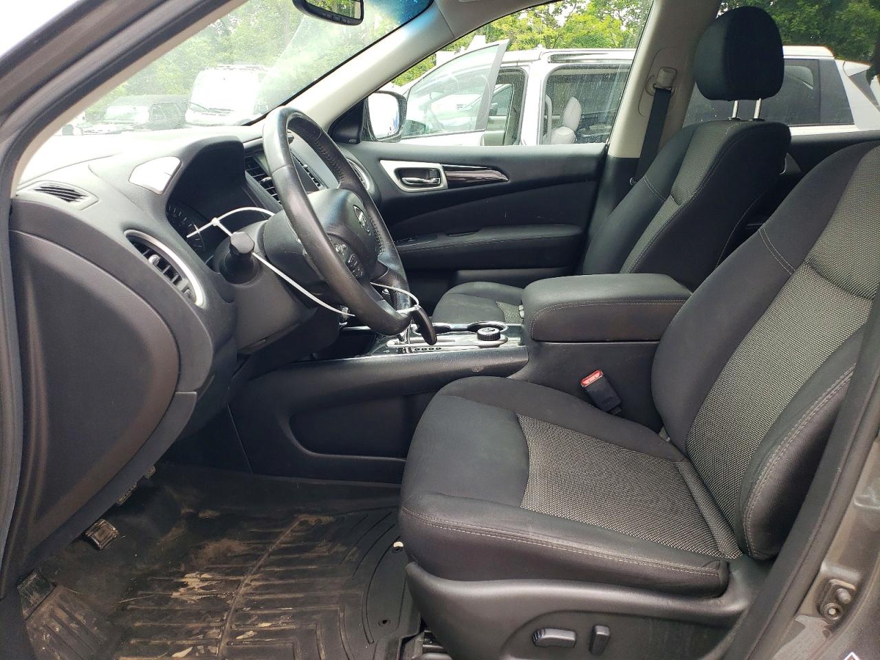 2017 NISSAN PATHFINDER