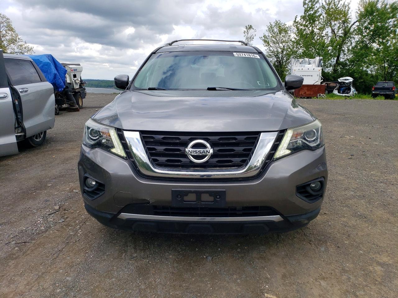 2017 NISSAN PATHFINDER