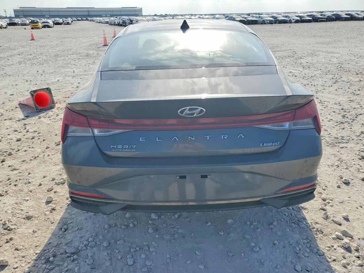 2022 HYUNDAI ELANTRA