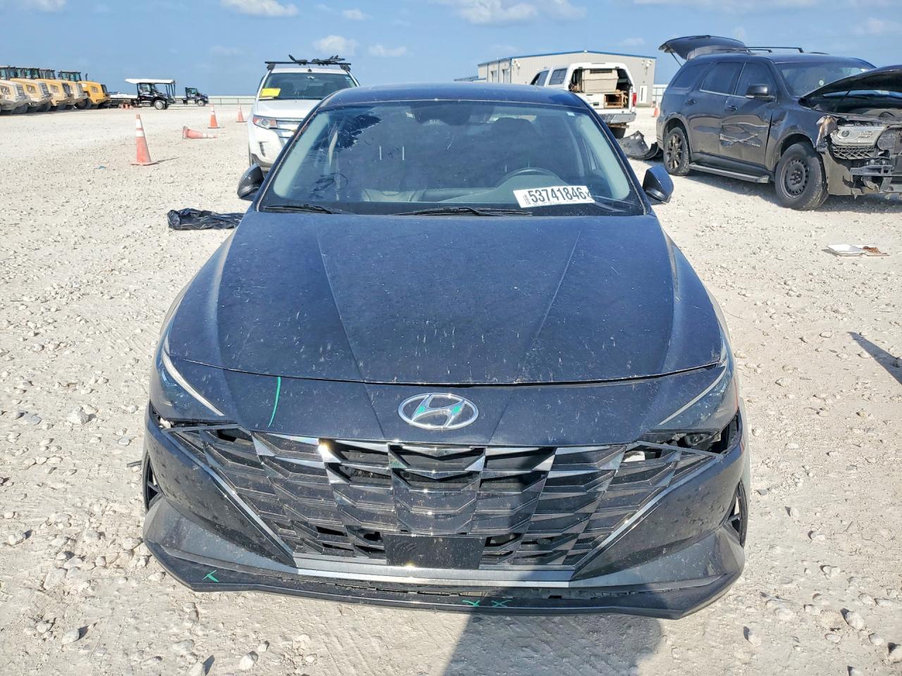 2022 HYUNDAI ELANTRA