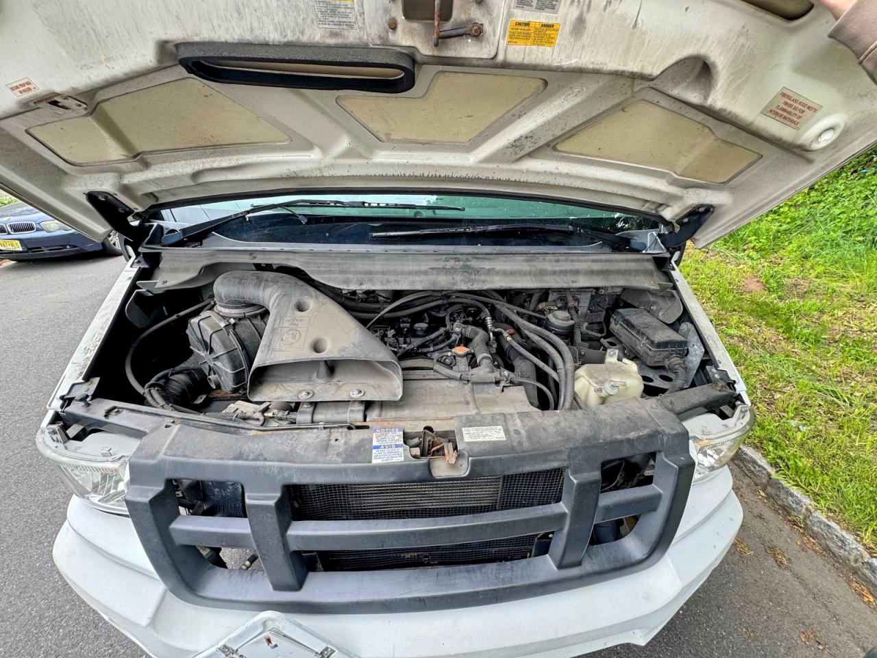 2017 ISUZU NPR