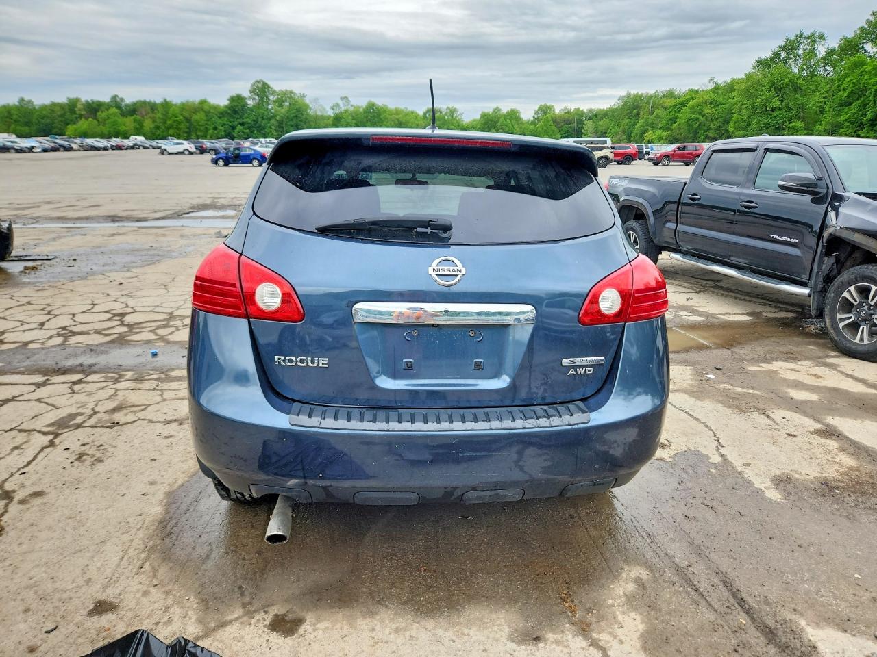 2012 NISSAN ROGUE