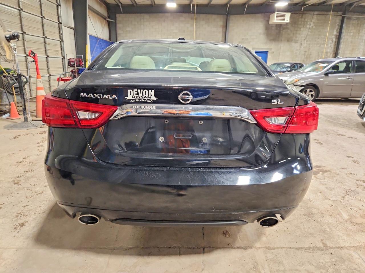 2017 NISSAN MAXIMA