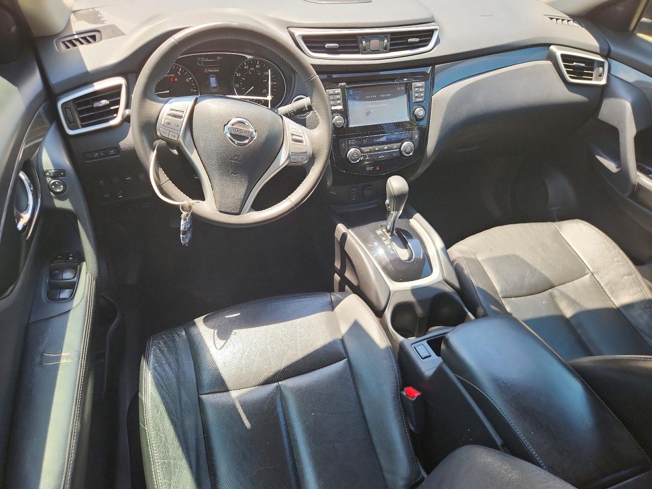 2015 NISSAN ROGUE