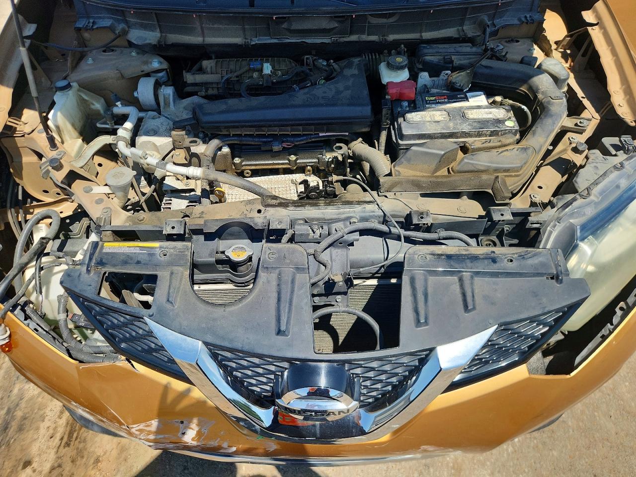 2015 NISSAN ROGUE