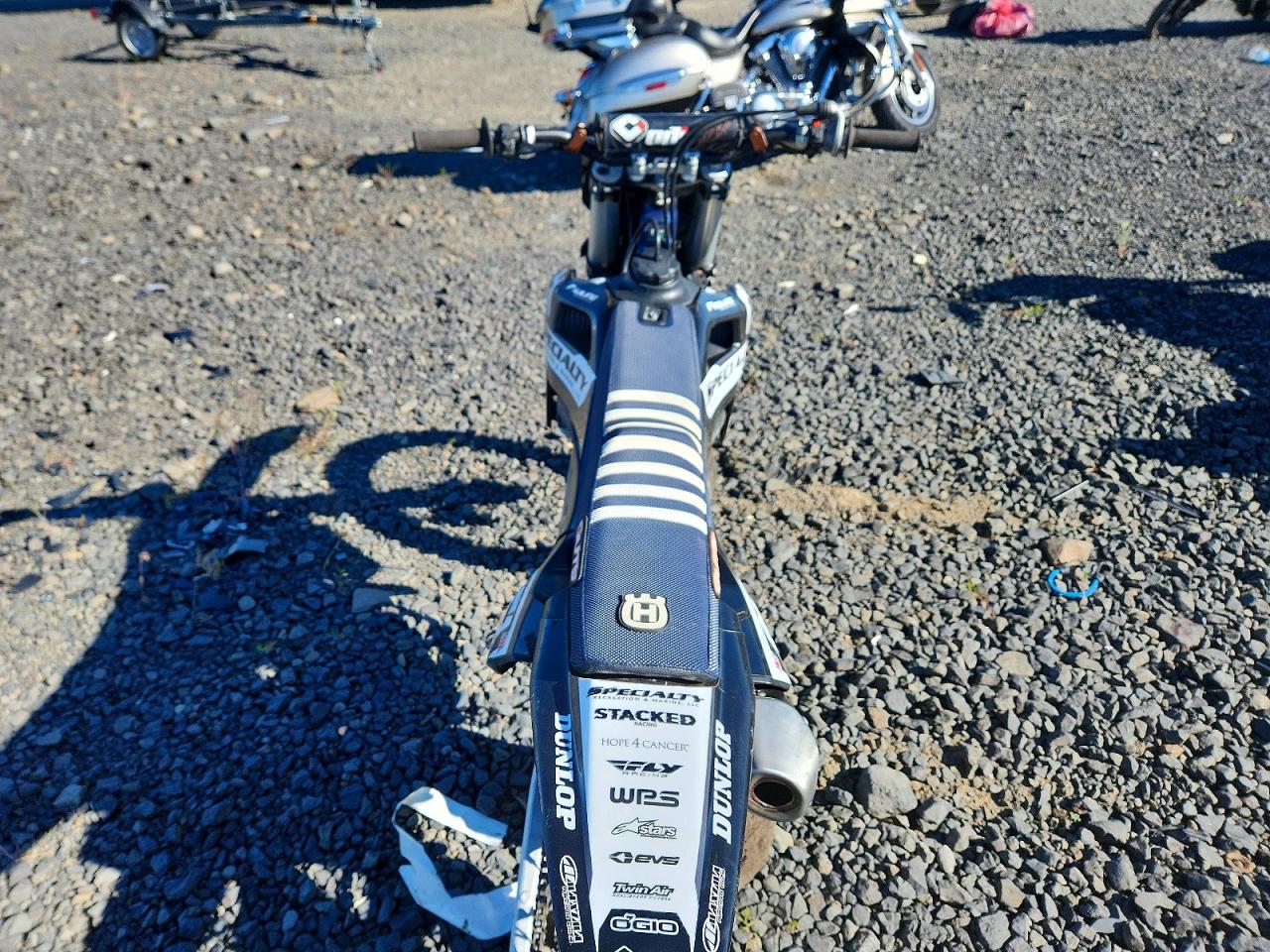 2025 HUSQVARNA MOTORCYCLE