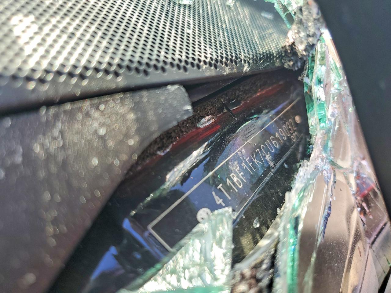 2012 TOYOTA CAMRY