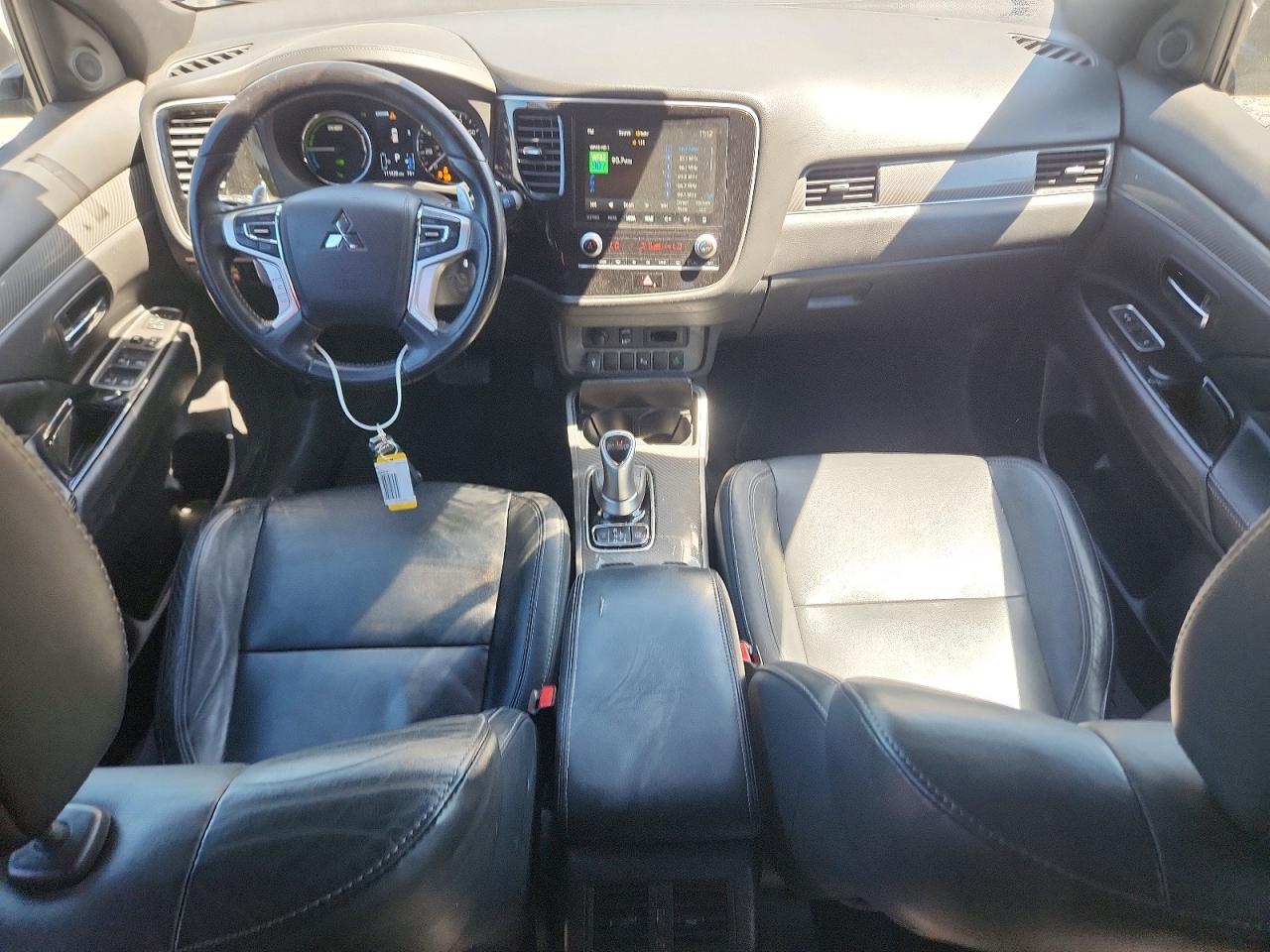 2020 MITSUBISHI OUTLANDER