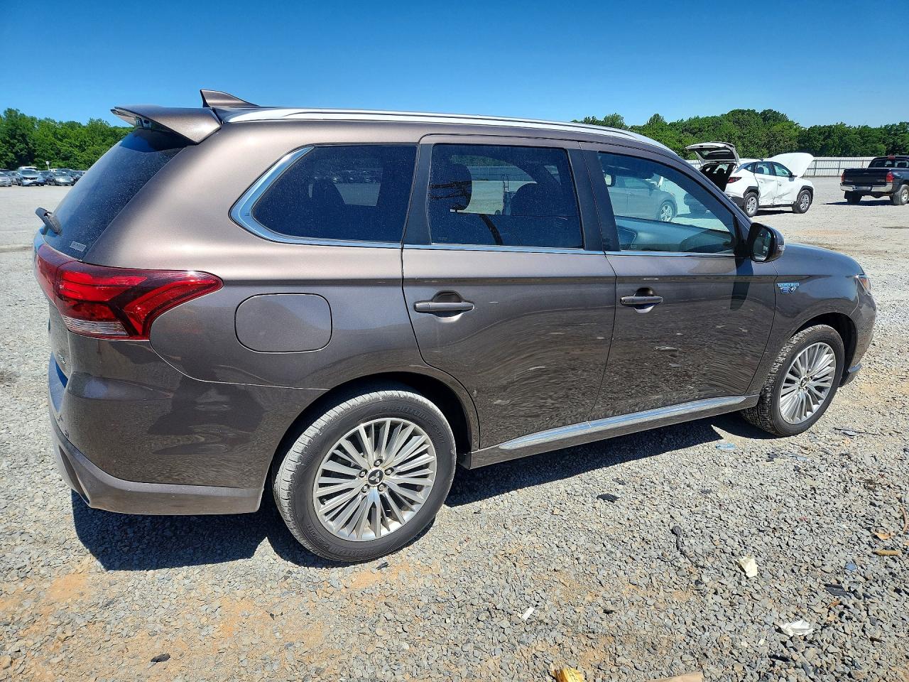 2020 MITSUBISHI OUTLANDER