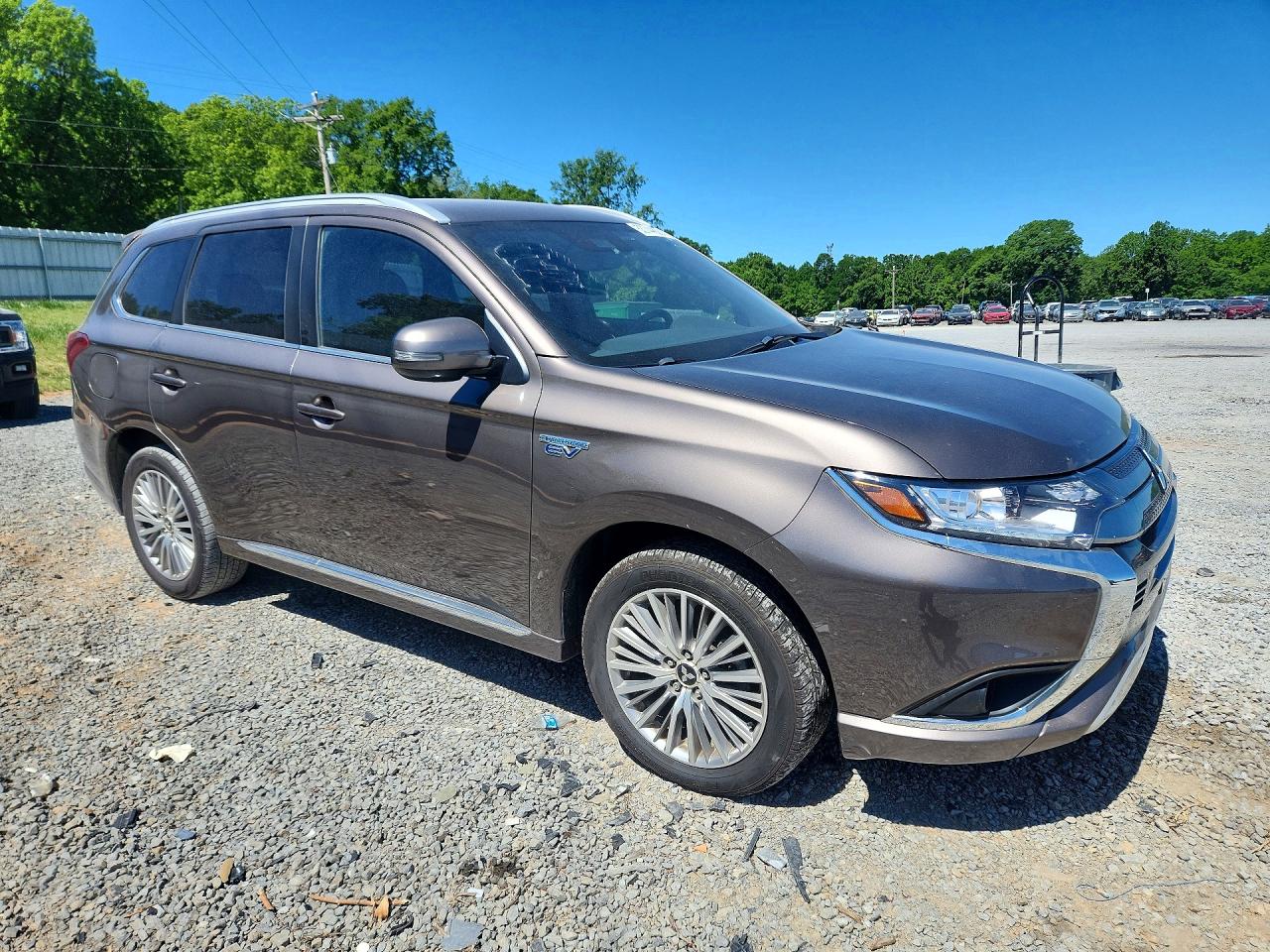 2020 MITSUBISHI OUTLANDER