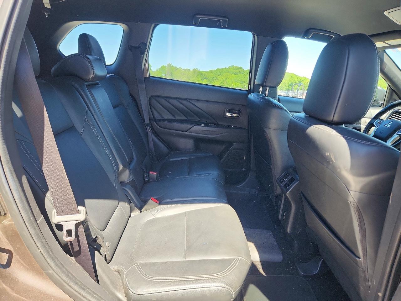 2020 MITSUBISHI OUTLANDER