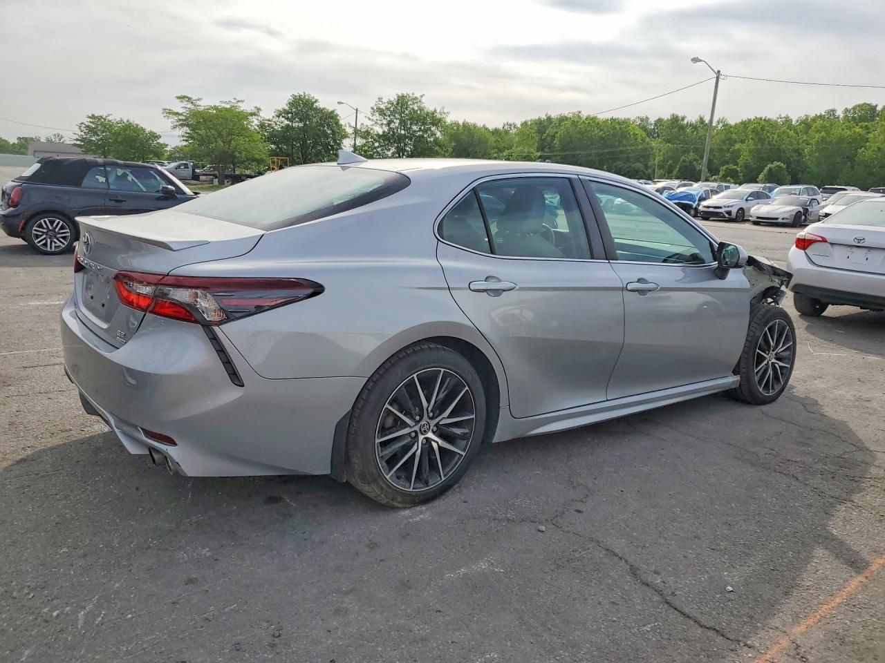 2021 TOYOTA CAMRY