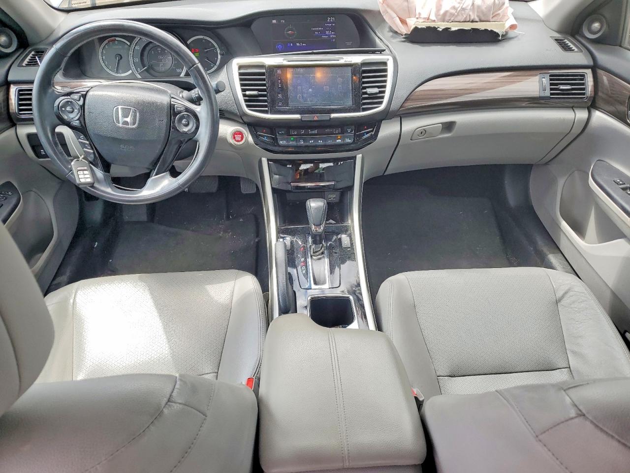 2017 HONDA ACCORD