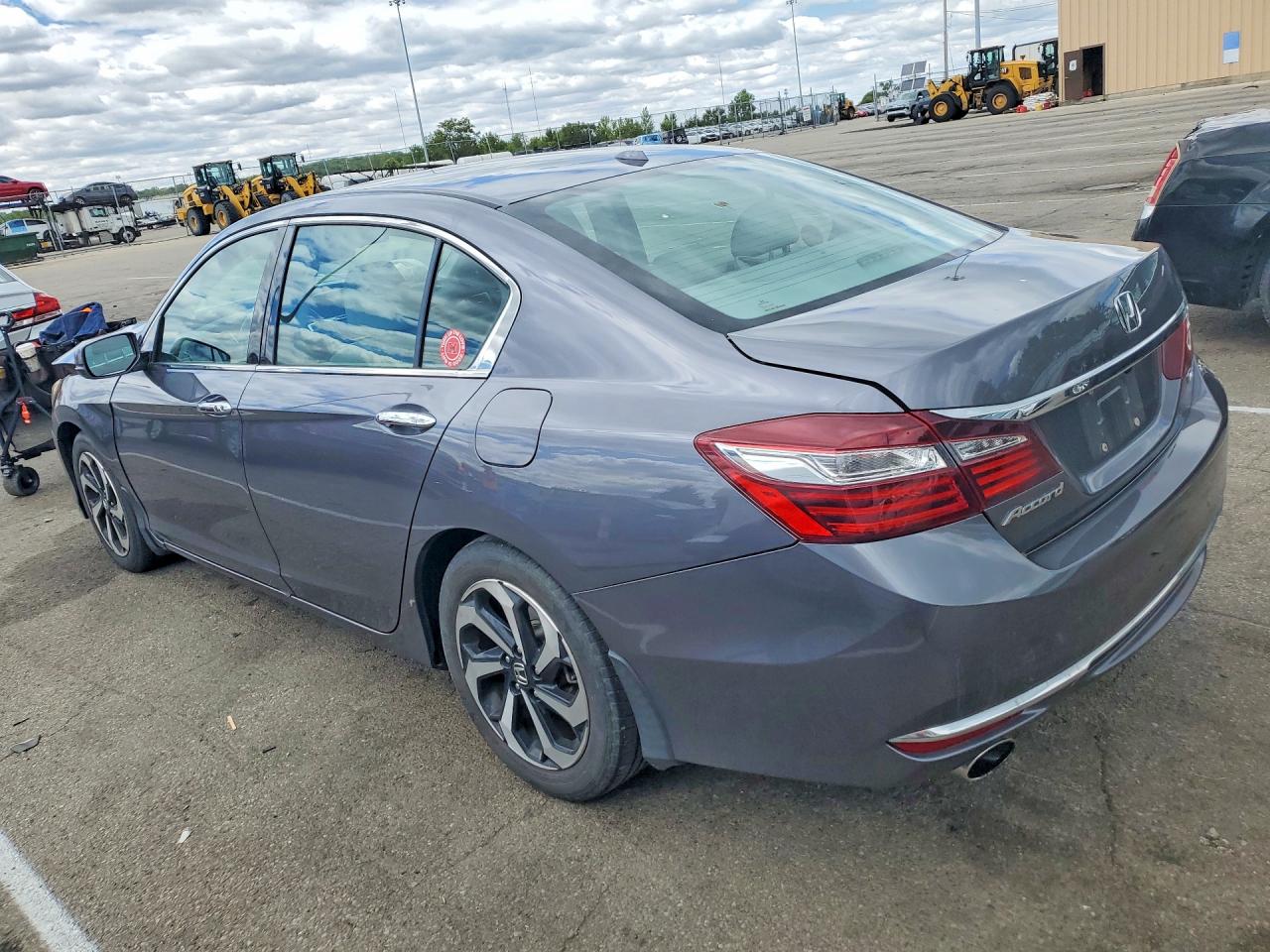 2017 HONDA ACCORD