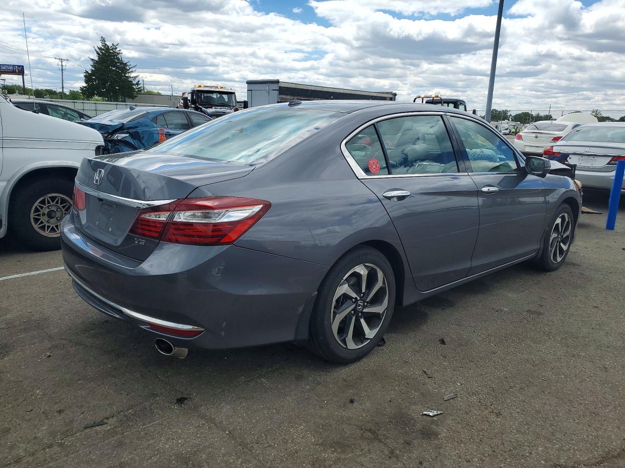 2017 HONDA ACCORD