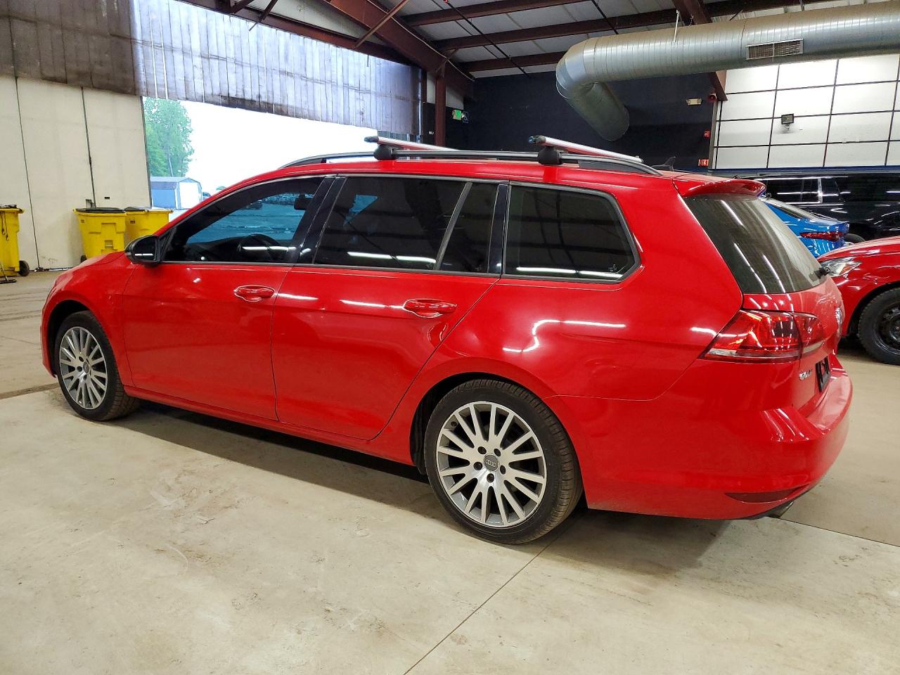 2017 VOLKSWAGEN GOLF