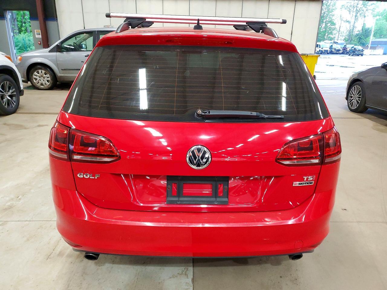 2017 VOLKSWAGEN GOLF