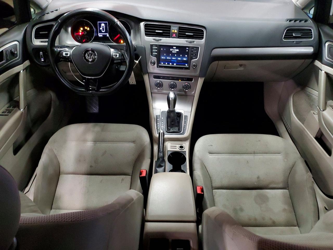 2017 VOLKSWAGEN GOLF