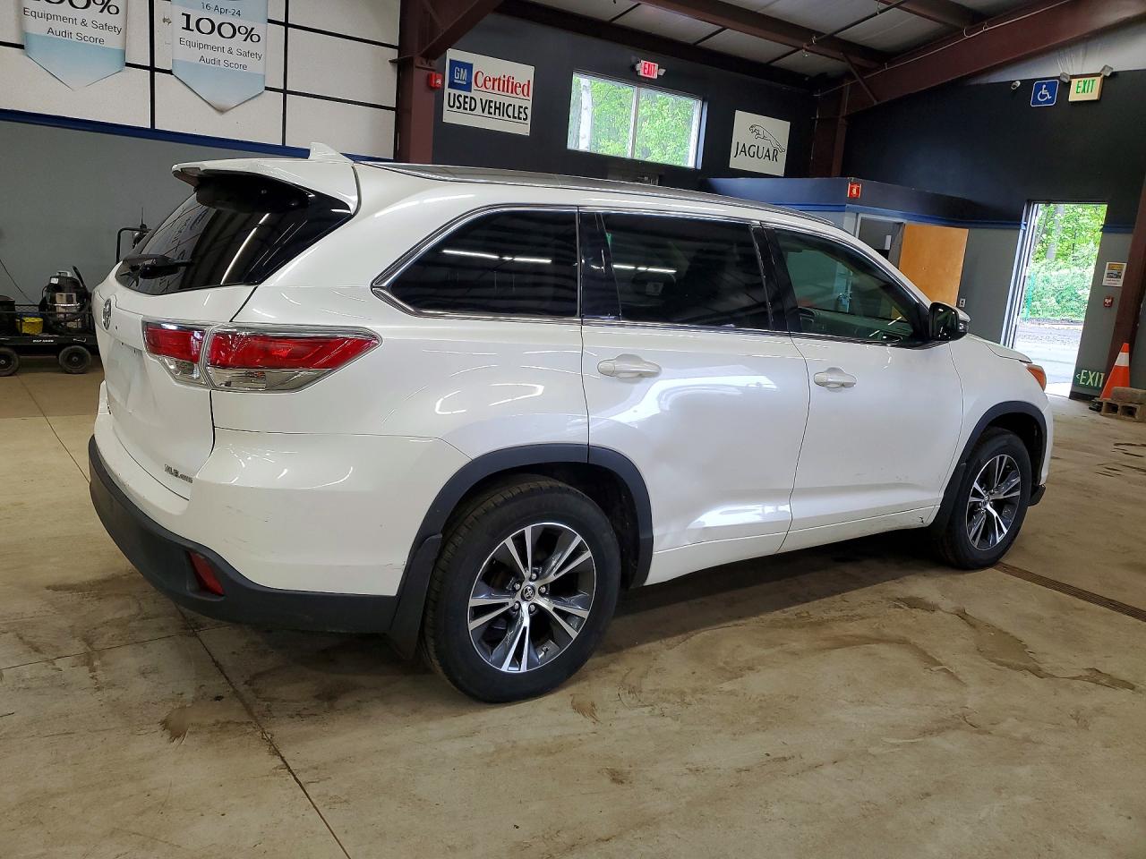 2016 TOYOTA HIGHLANDER