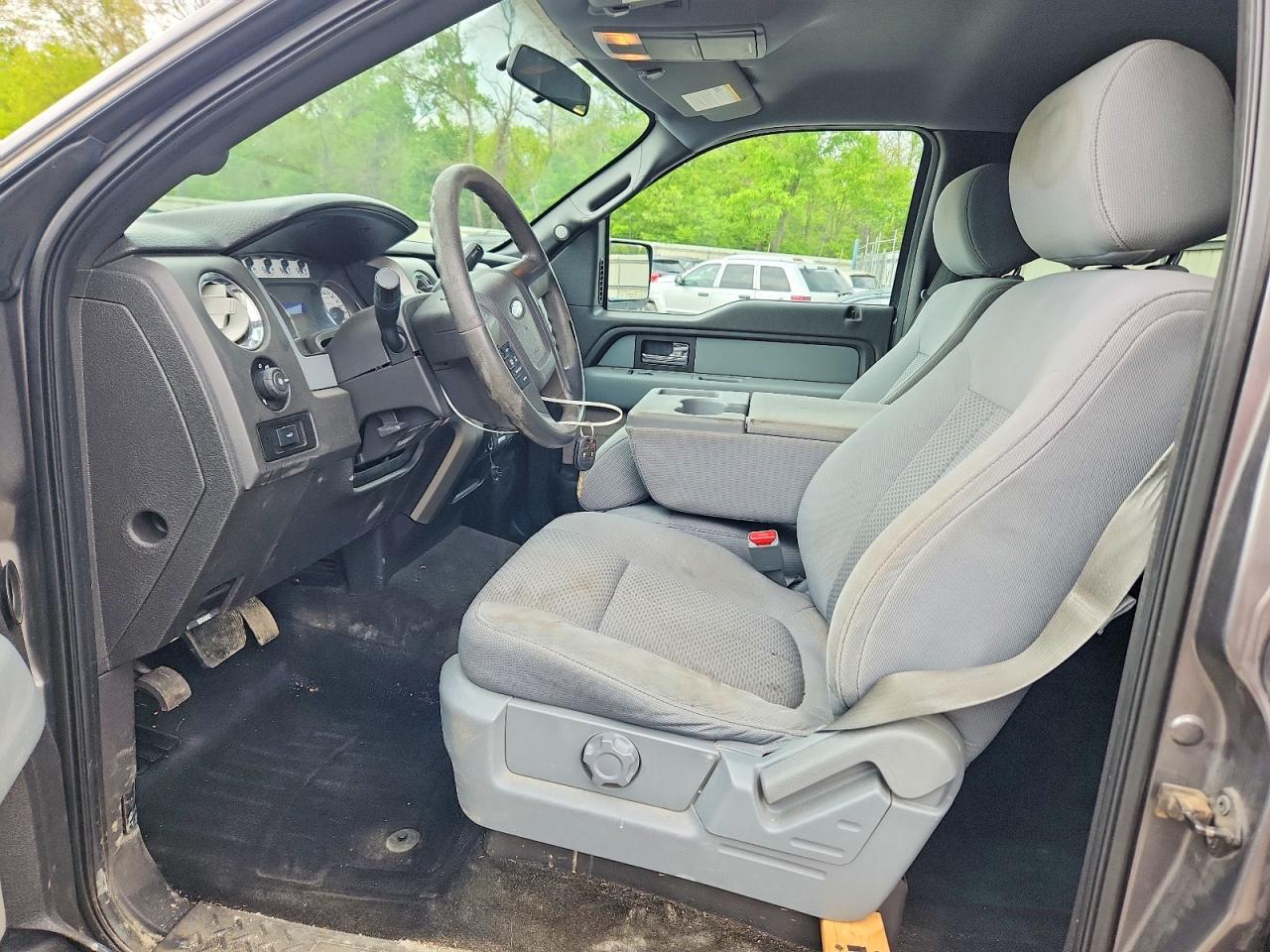 2014 FORD F150