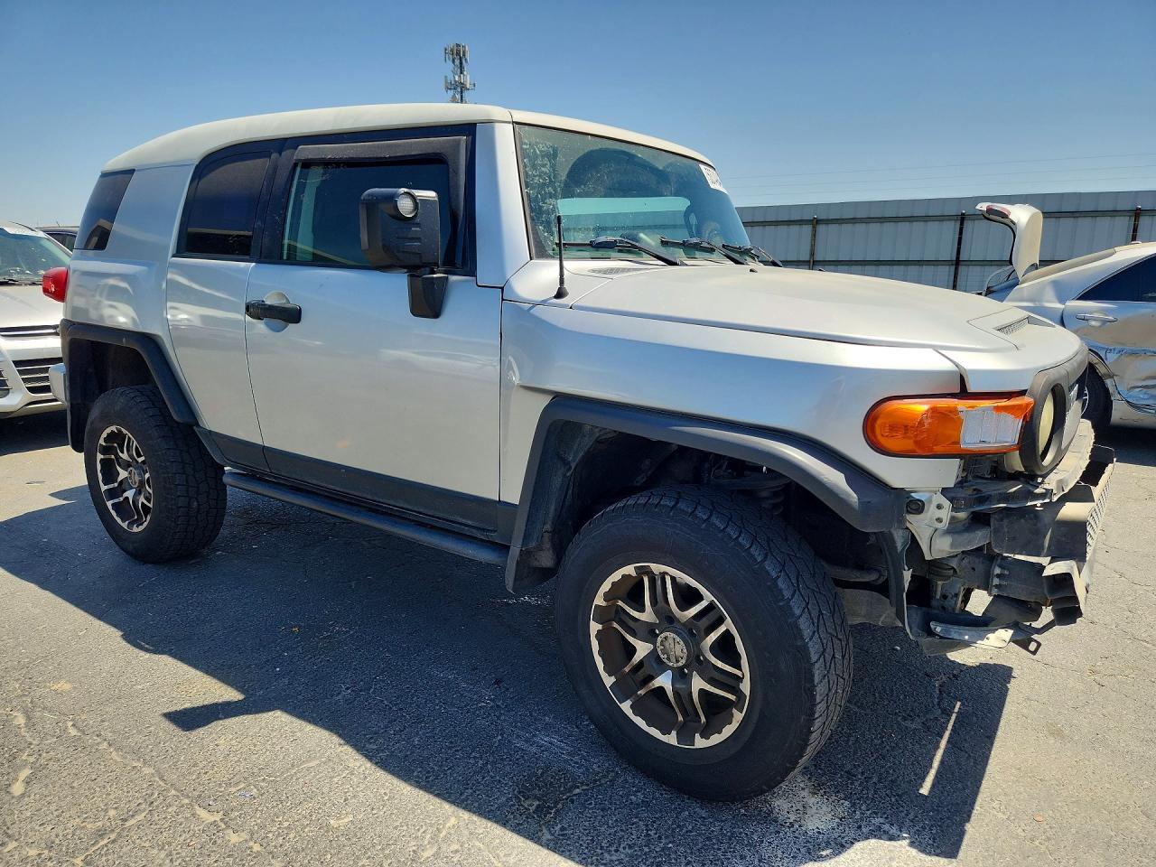 2007 TOYOTA FJ CRUISER