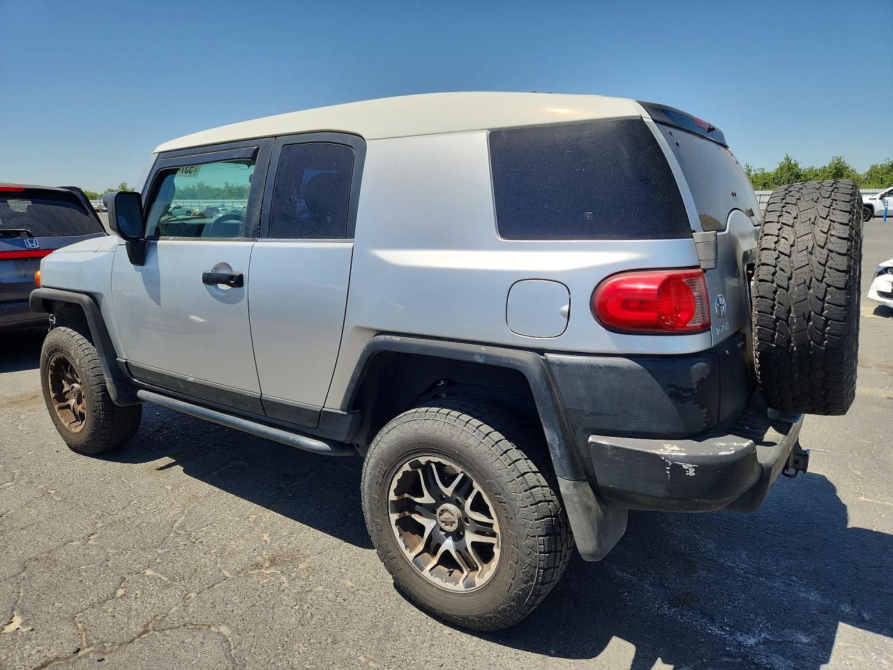2007 TOYOTA FJ CRUISER