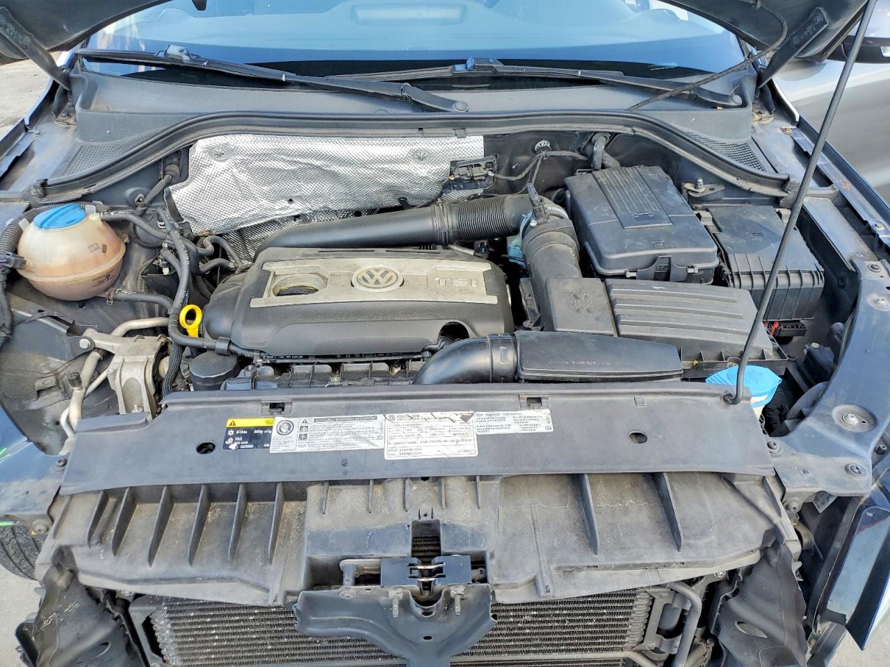 2014 VOLKSWAGEN TIGUAN