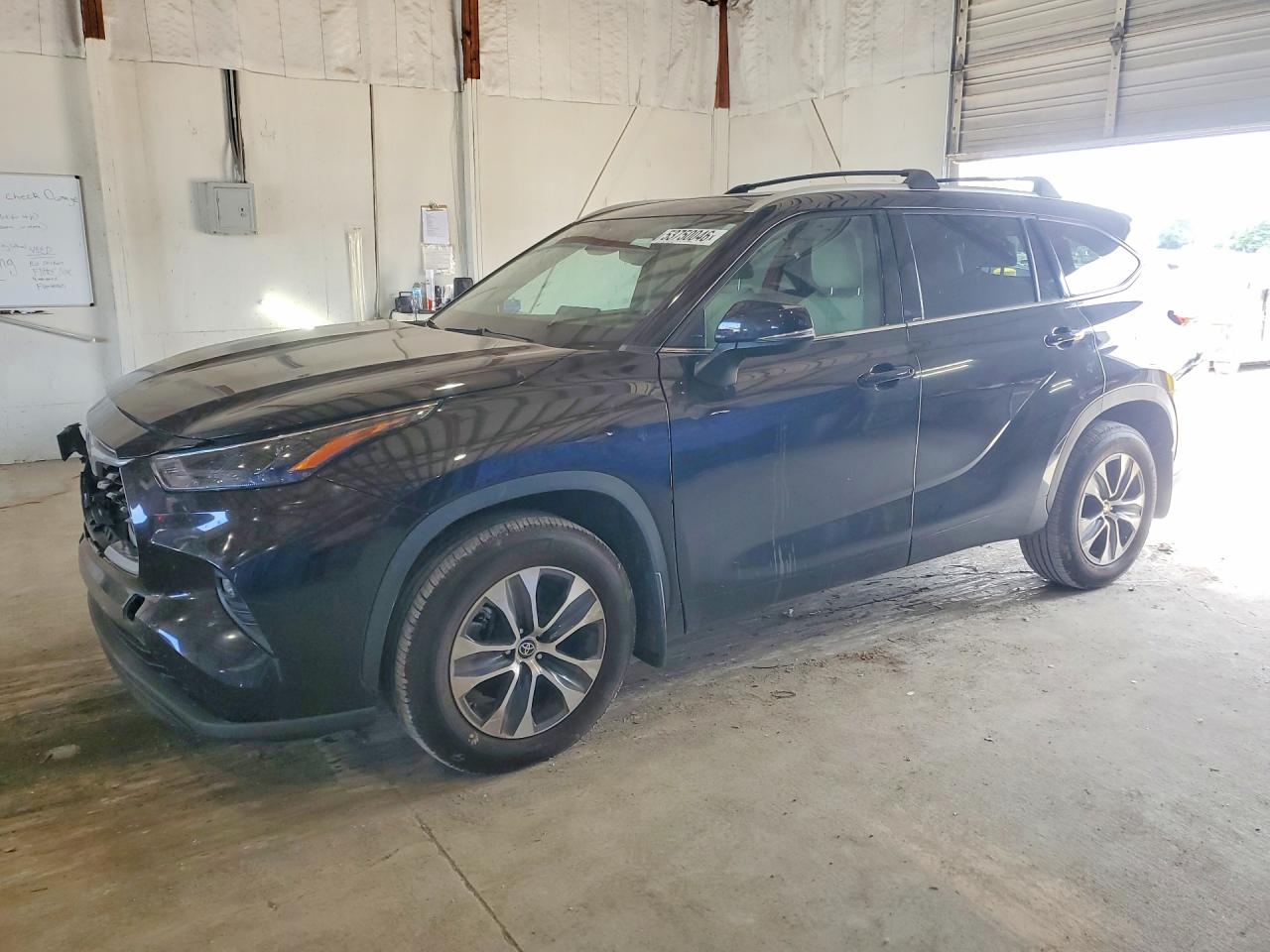 2022 TOYOTA HIGHLANDER