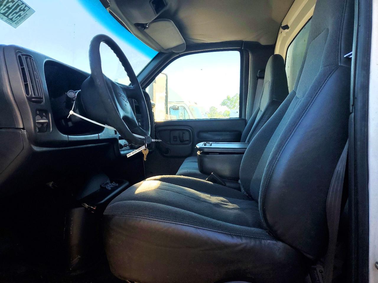 2005 GMC C/K/R6500