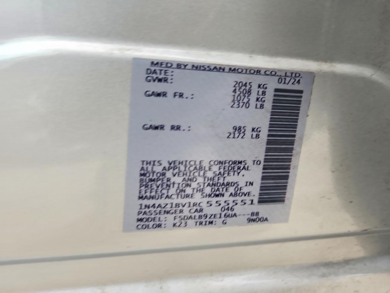 2024 NISSAN LEAF