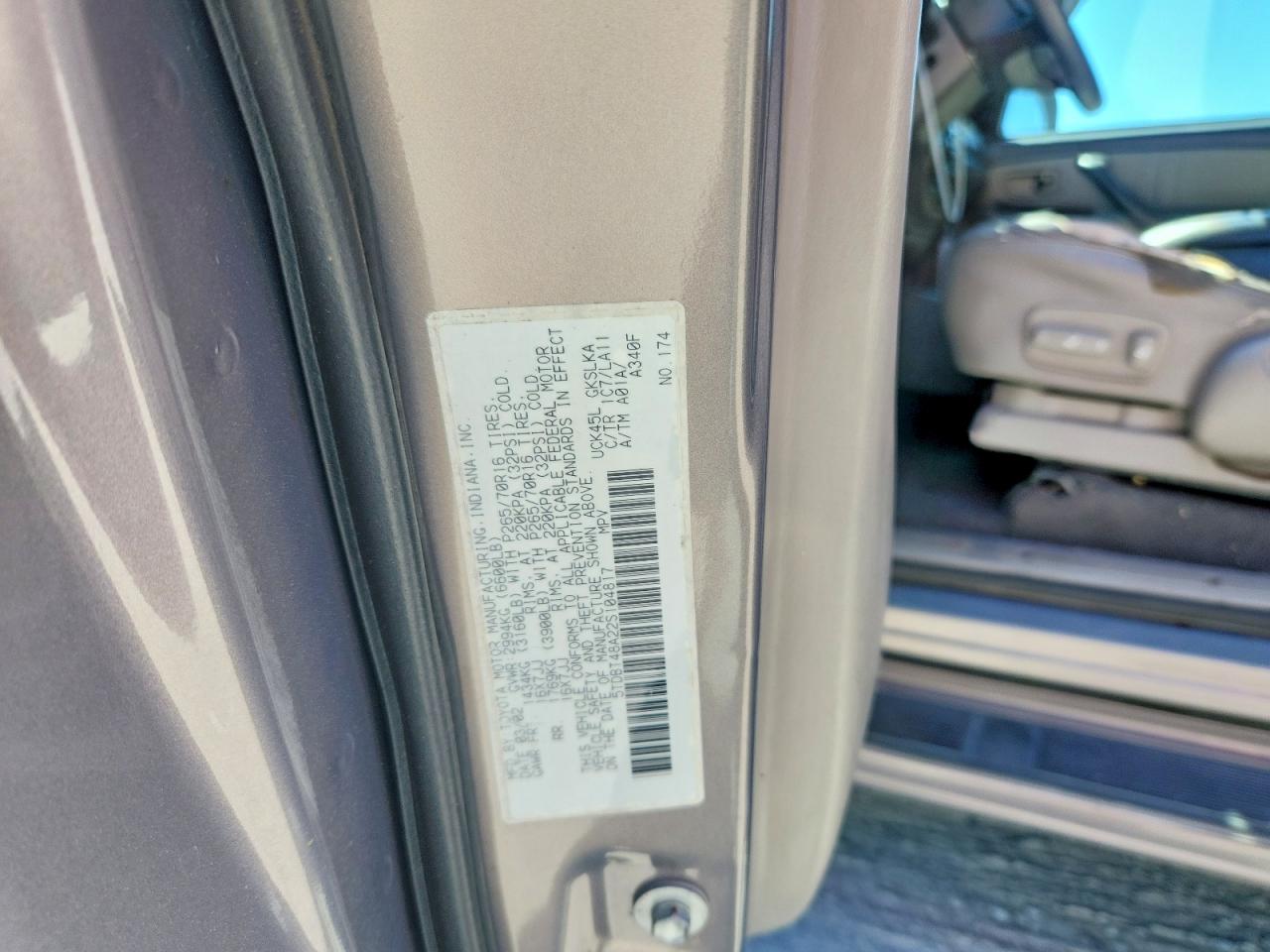 2002 TOYOTA SEQUOIA