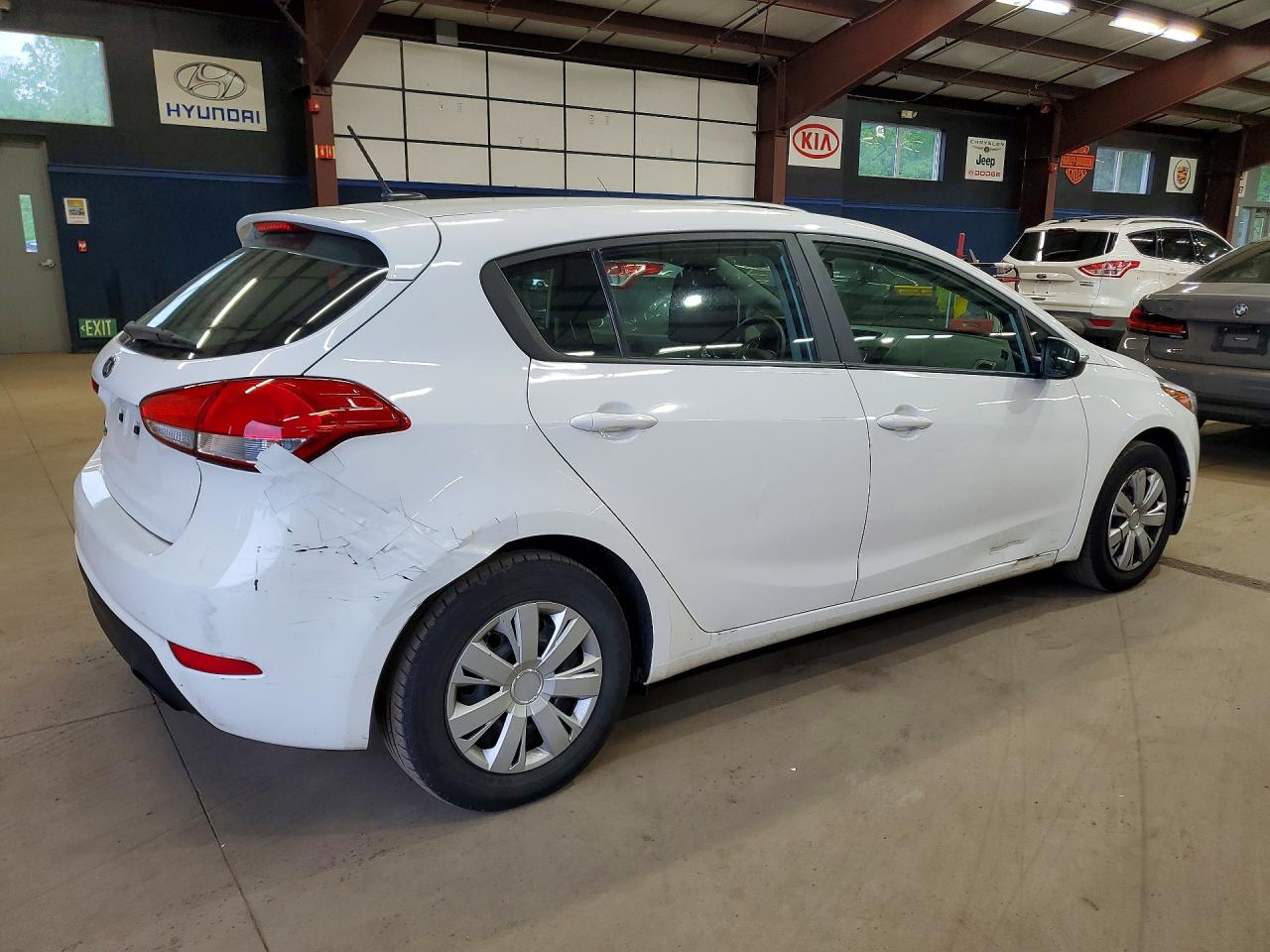 2017 KIA FORTE