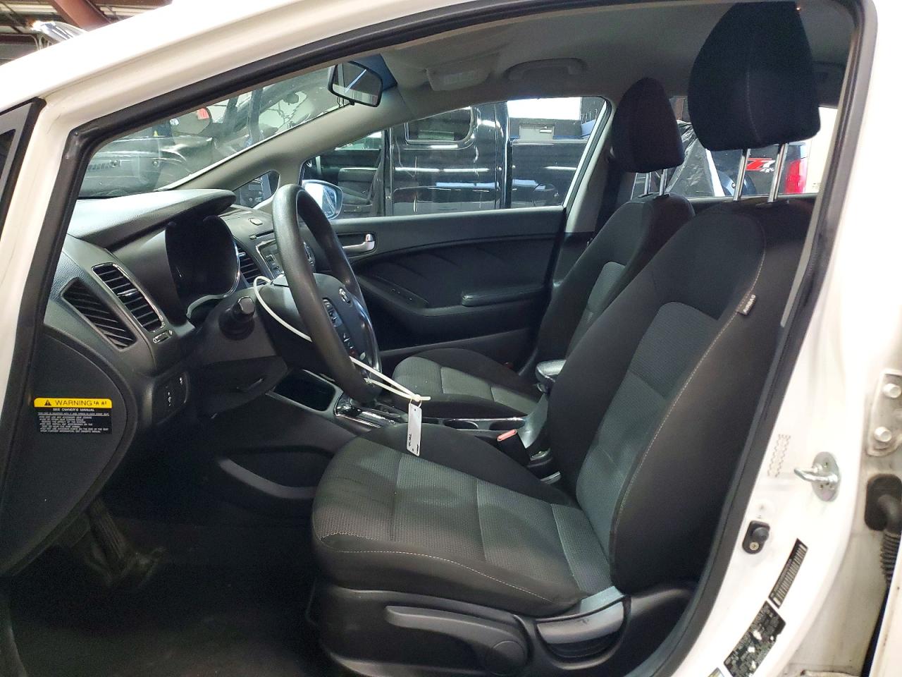 2017 KIA FORTE