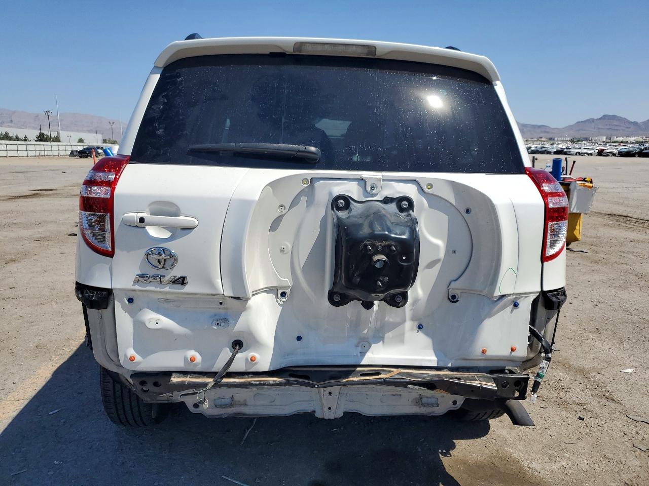 2011 TOYOTA RAV4