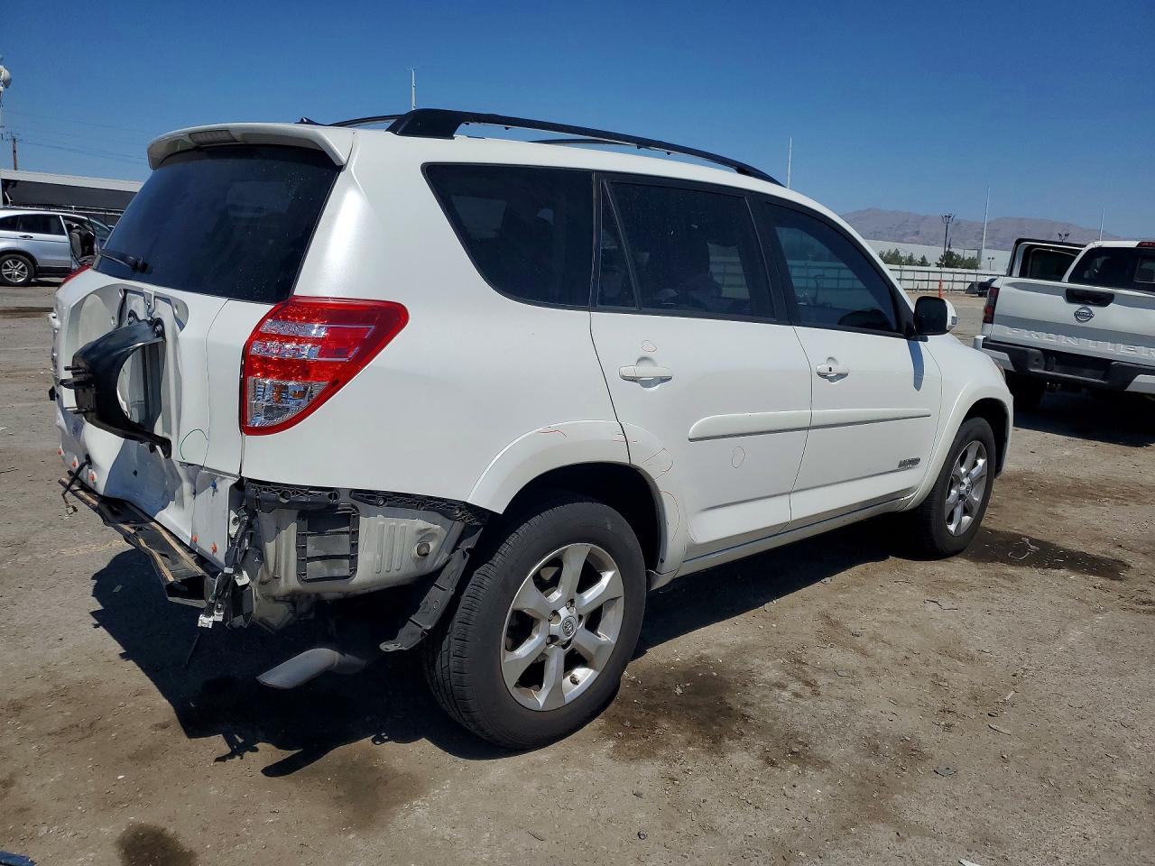 2011 TOYOTA RAV4
