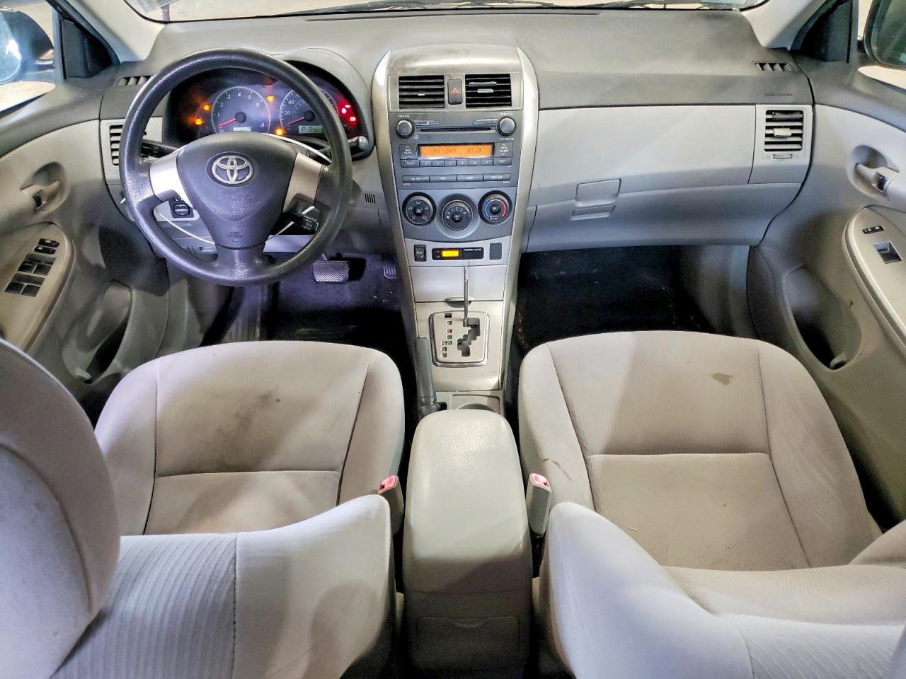 2011 TOYOTA COROLLA
