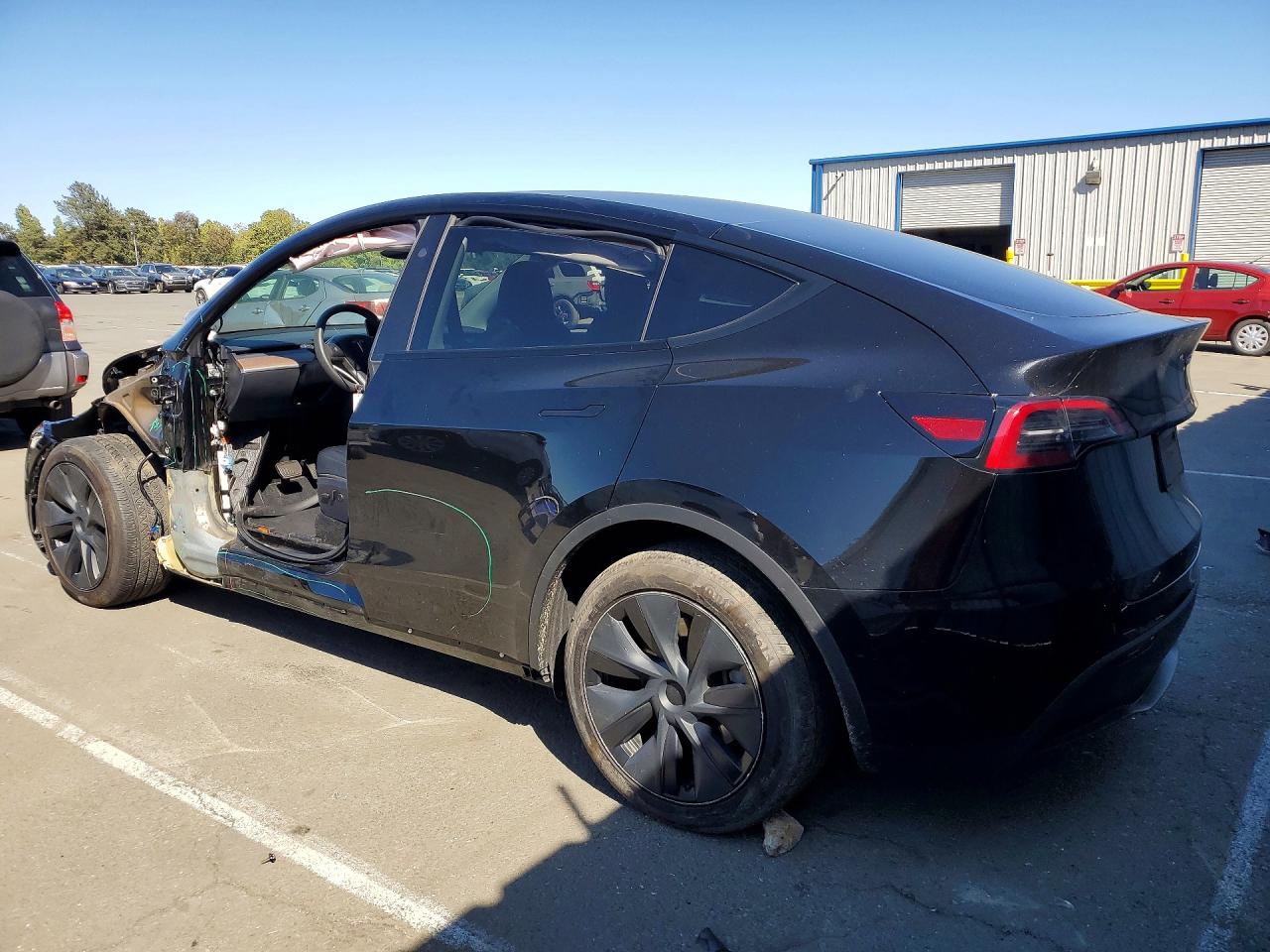 2024 TESLA MODEL Y